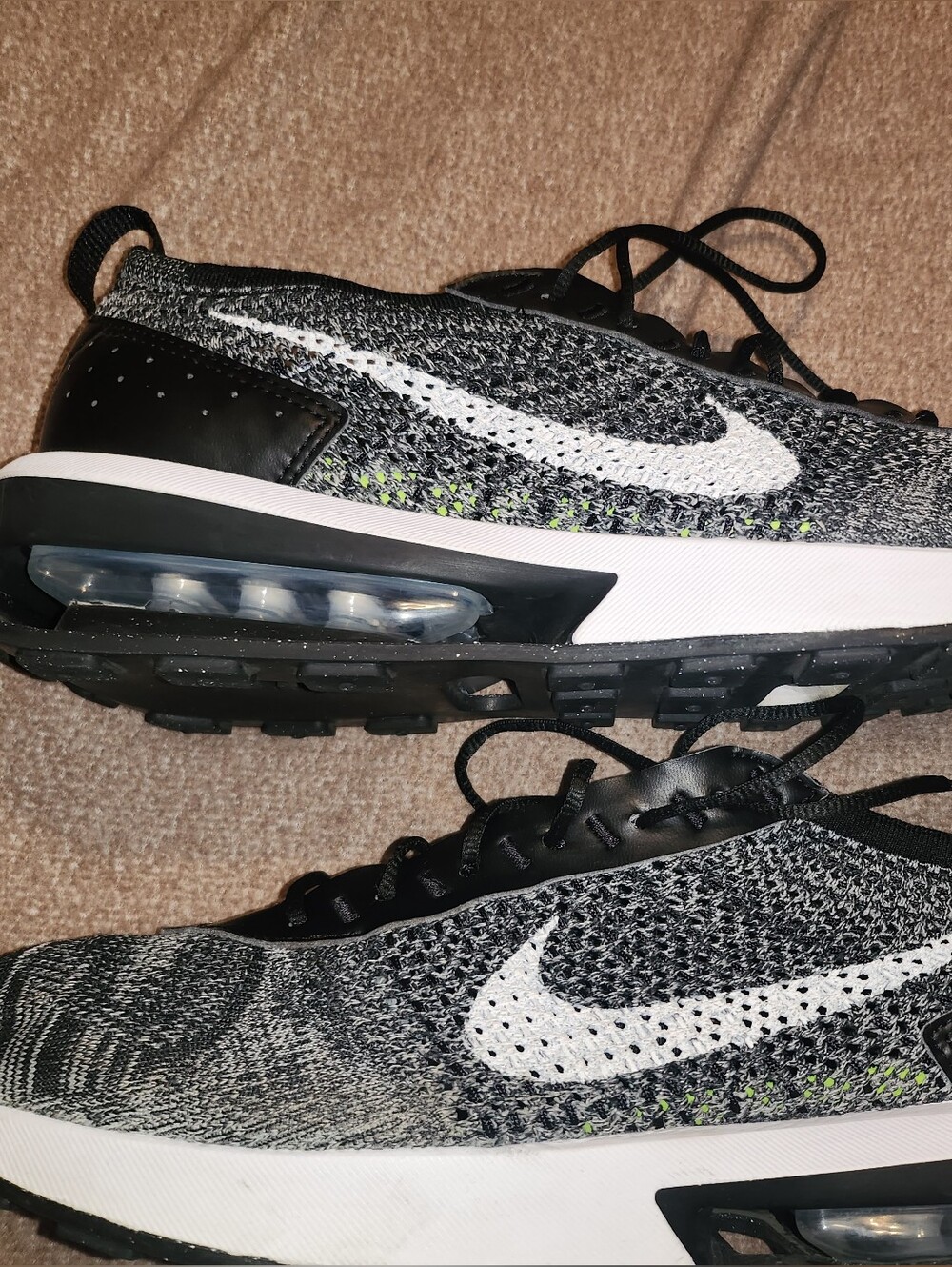 Nike Air Max Flyknit Sneakers in Black & White